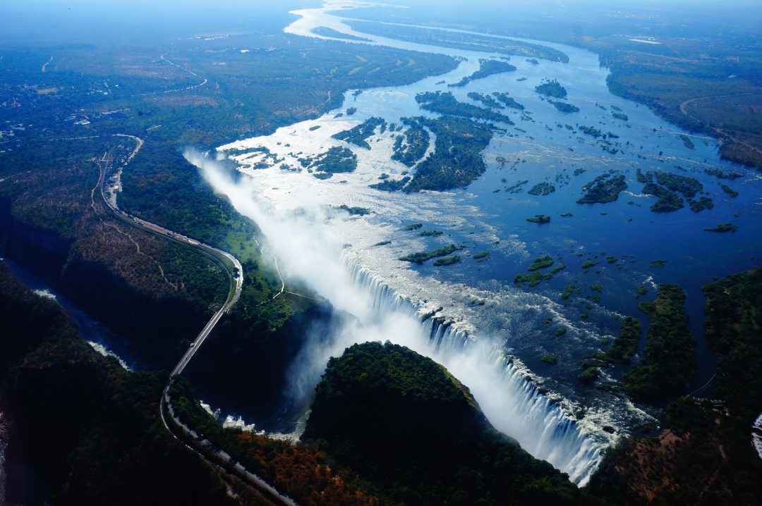 voyage-chute-victoria-sur-mesure-agence-de-voyage-andrézieux
